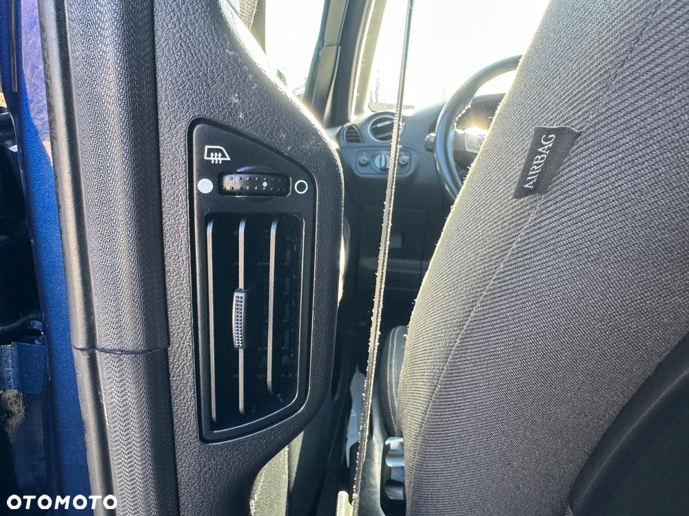 Ford Galaxy - 16