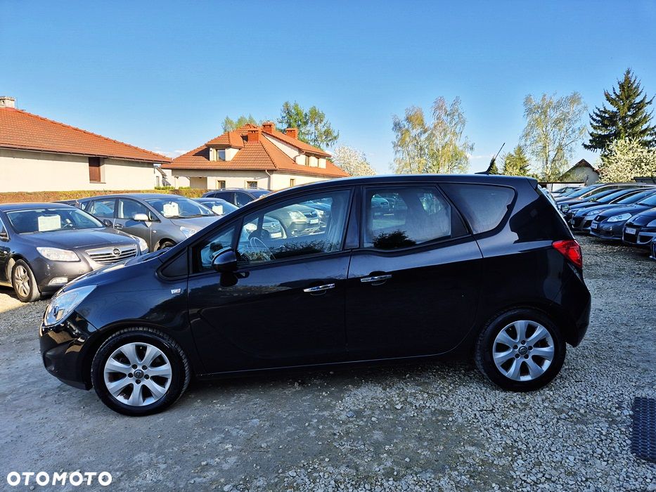 Opel Meriva 1.4 T Cosmo - 24