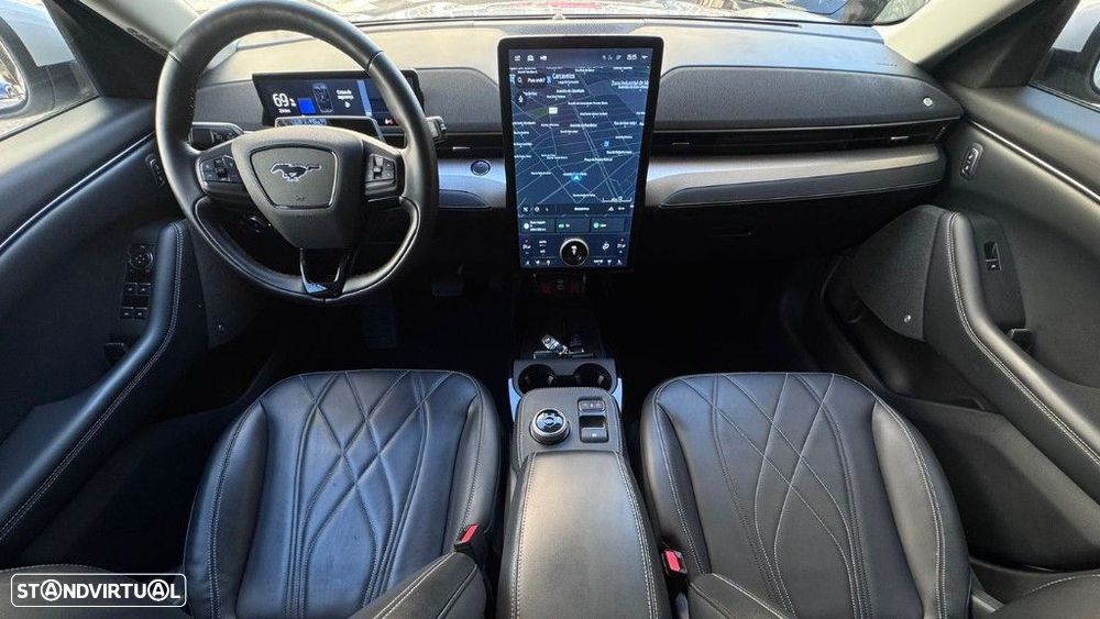 Ford Mustang Mach-E Standard - 14