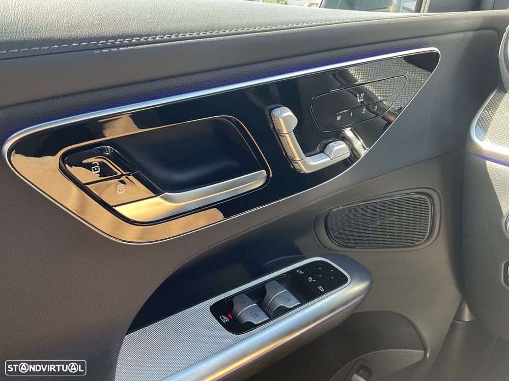 Mercedes-Benz GLC 300 de 4Matic - 26