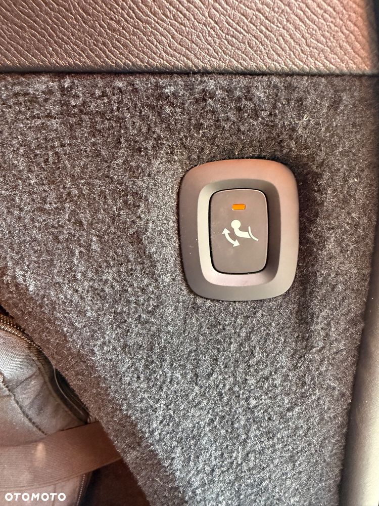 Volvo XC 90 - 13