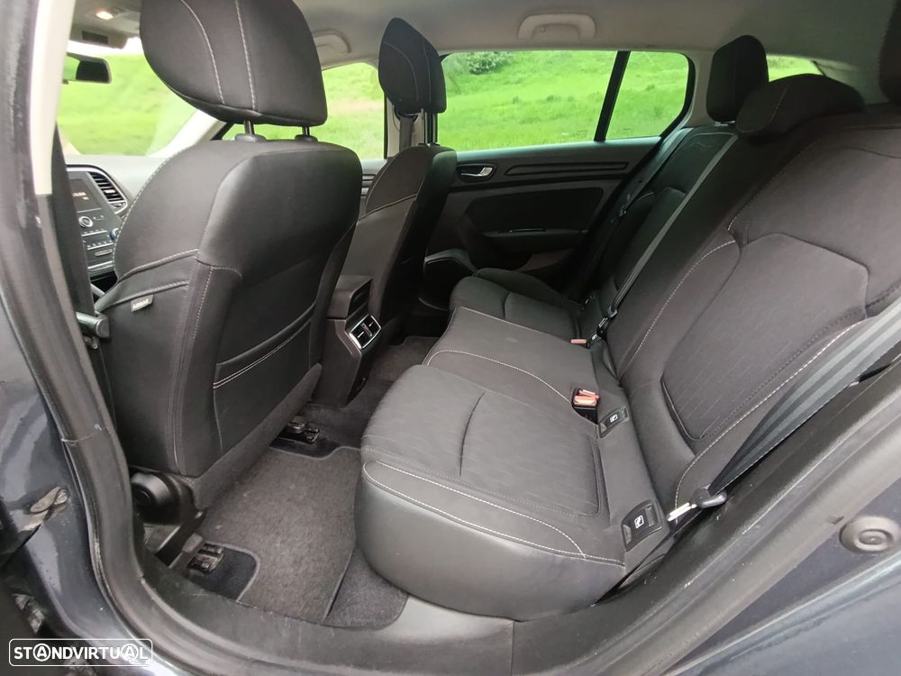 Renault Mégane Sport Tourer 1.5 Blue dCi Limited - 24