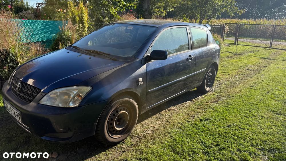 Toyota Corolla - 1