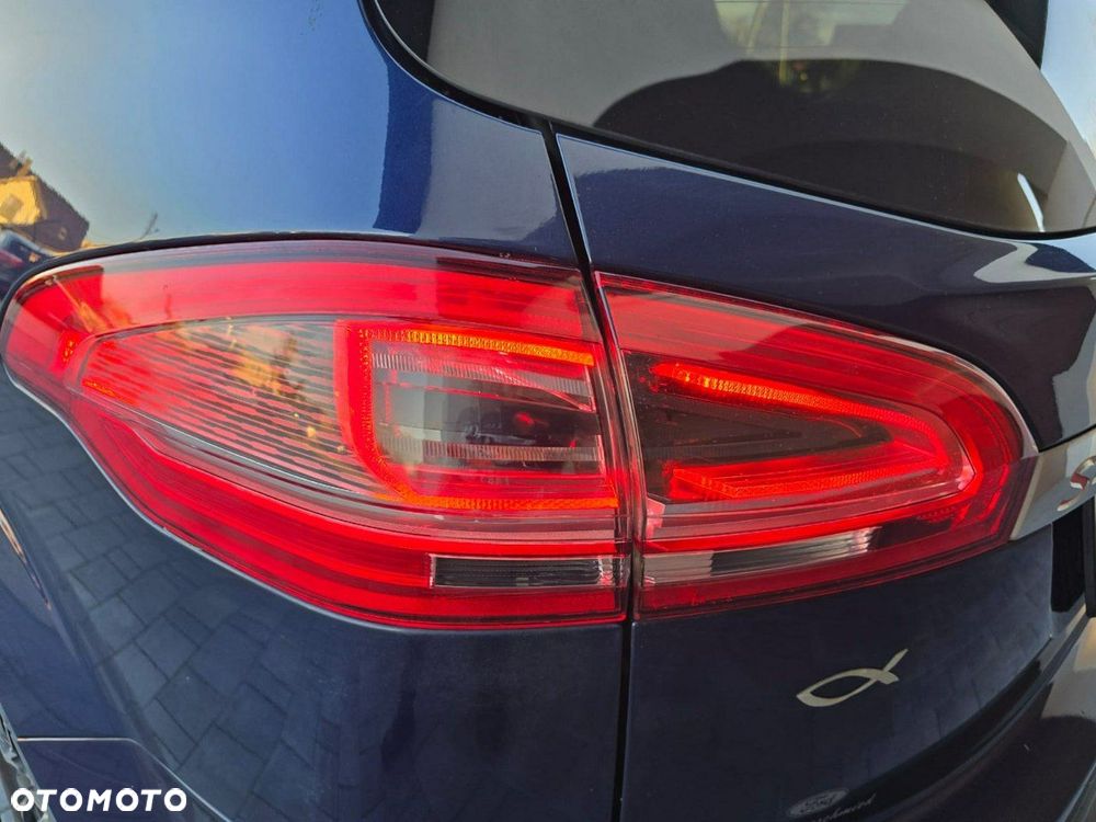 Ford S-Max - 8