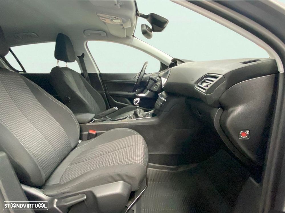 Peugeot 308 1.2 PureTech Active - 14