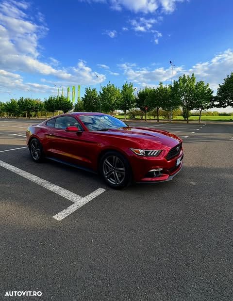 Ford Mustang 2.3 EcoBoost Aut. - 1