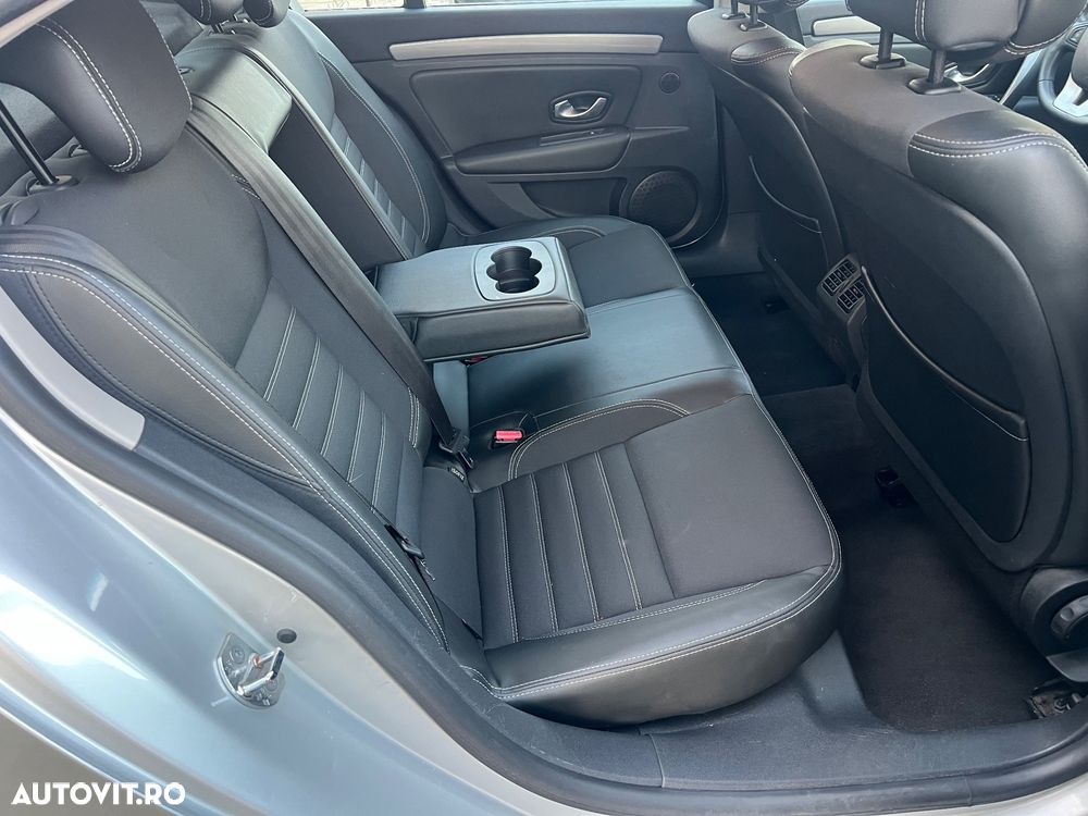 Renault Laguna dCi 110 FAP Dynamique - 14