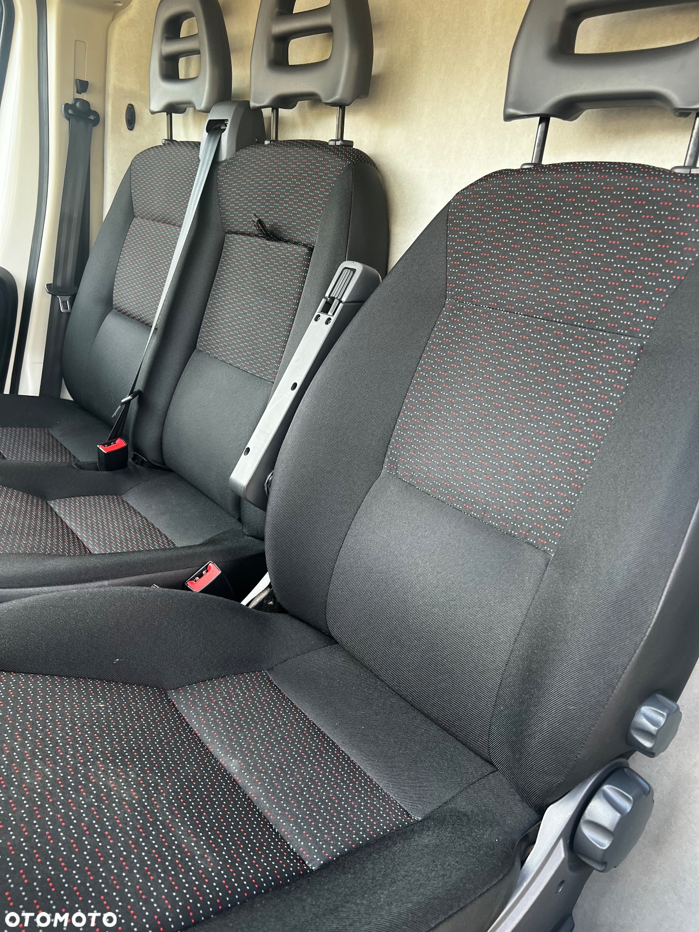 Peugeot Boxer 333 BlueHDi L2H2 - 16