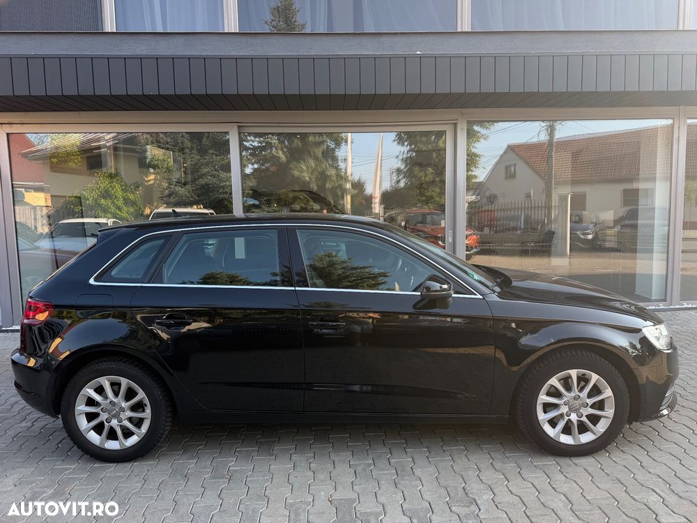 Audi A3 1.6 TDI S tronic - 3