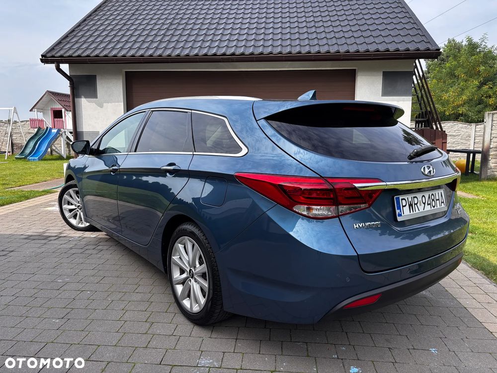Hyundai i40 1.7 CRDi BlueDrive Premium DCT - 4
