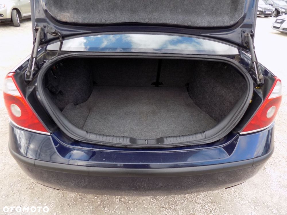 Ford Mondeo - 9