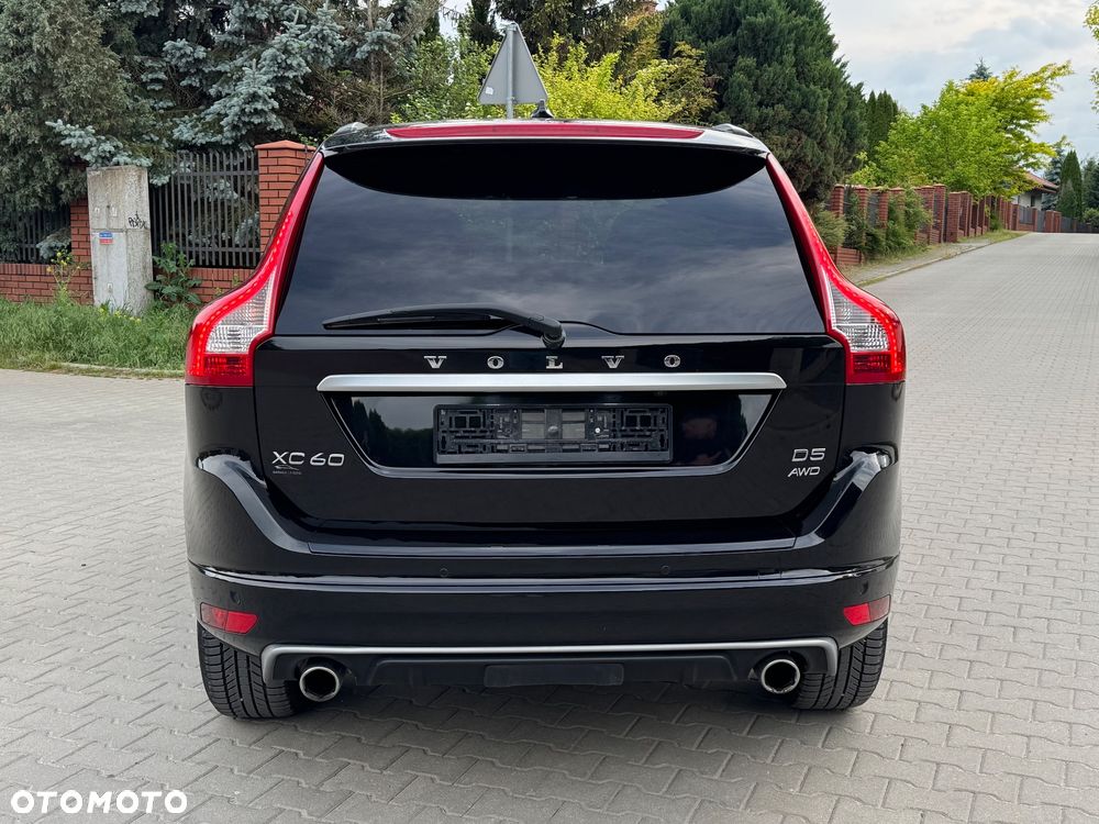 Volvo XC 60 D5 AWD R-Design Kinetic - 10