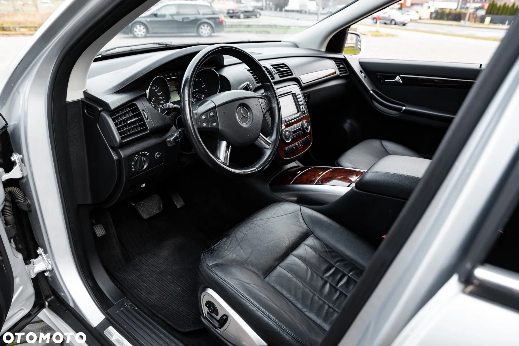 Mercedes-Benz Klasa R 320 CDI 4-Matic - 16