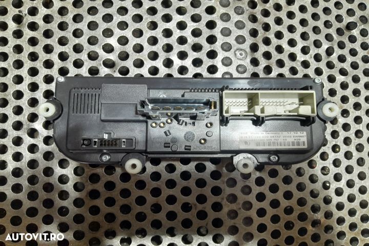 Comanda AC 3T0820047AF / 5HB009752 3T0820047AF / 5HB009752 Skoda Octa - 3