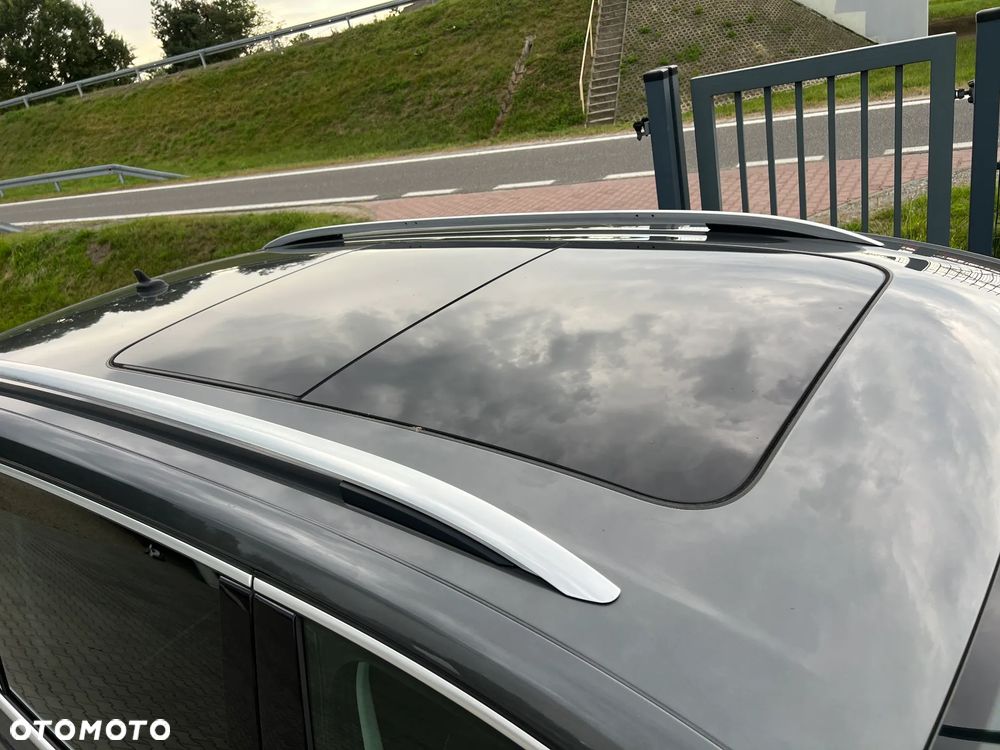 Volkswagen Sharan - 12
