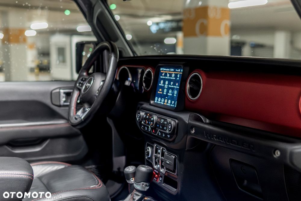 Jeep Wrangler Unlimited GME 2.0 Turbo Rubicon - 17