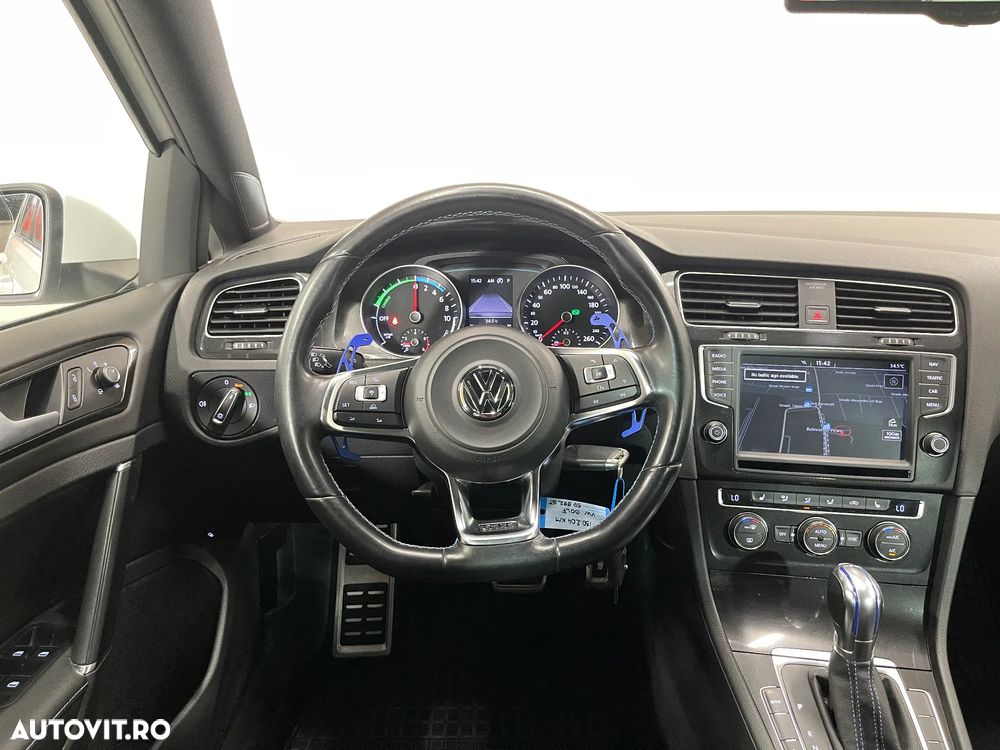 Volkswagen Golf - 7
