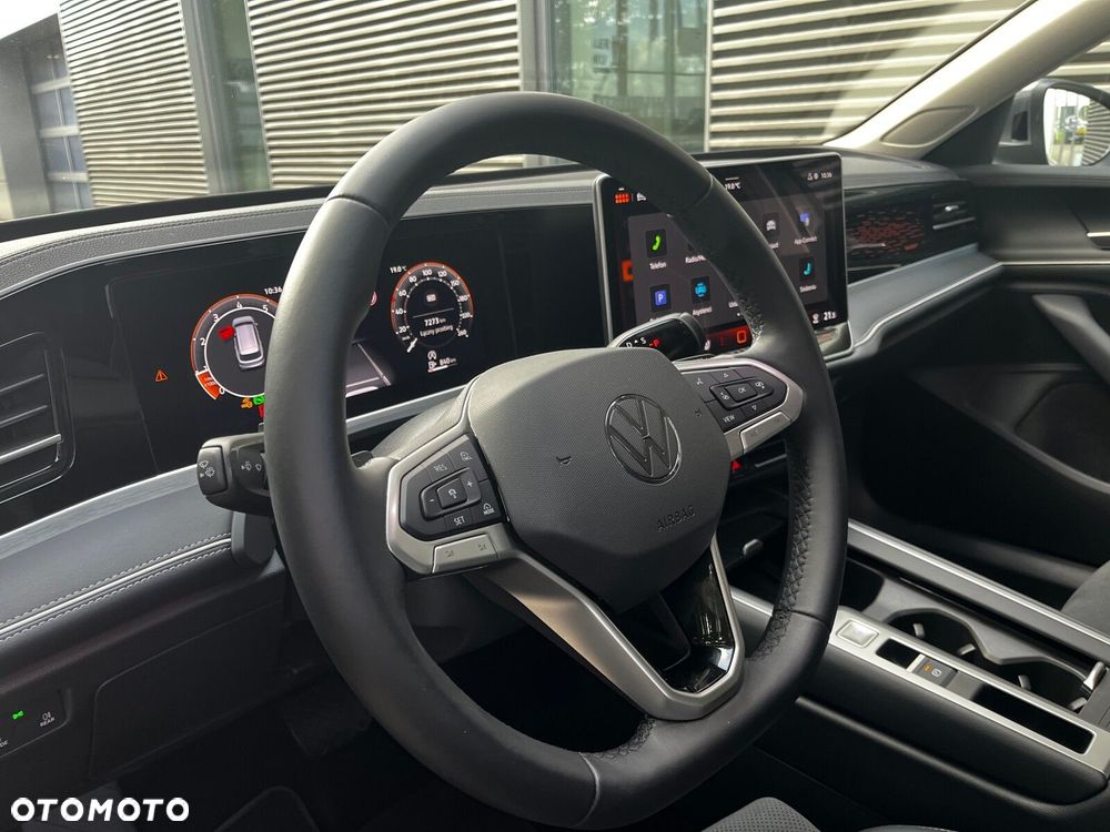 Volkswagen Passat Variant 1.5 TSI ACT mHEV Business Plus DSG - 14