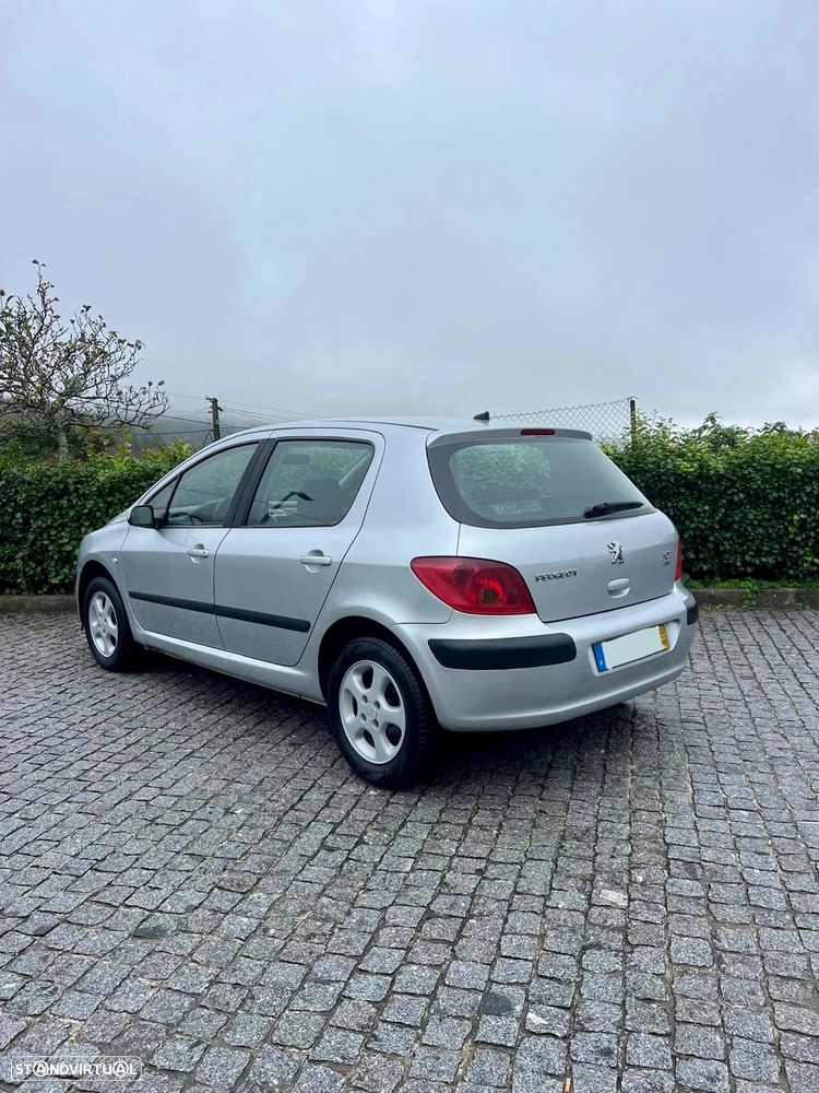 Peugeot 307 1.4 HDi XT Premium - 2