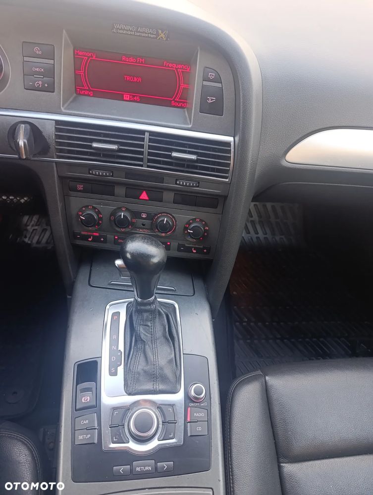 Audi A6 Avant 2.4 multitronic - 13