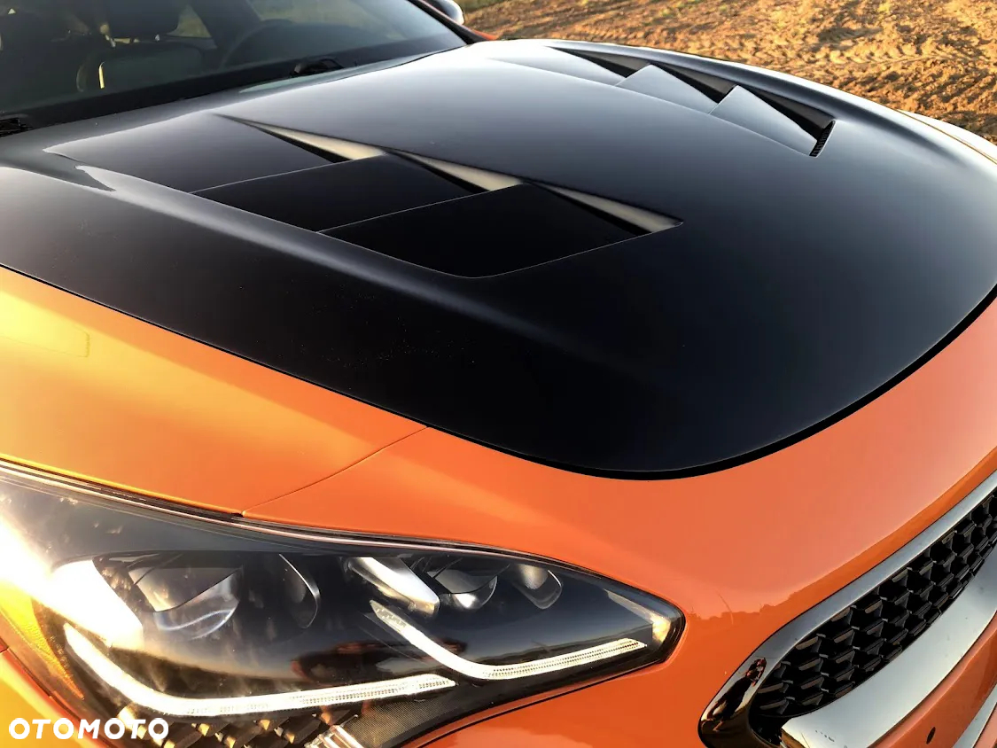 Kia Stinger - 16