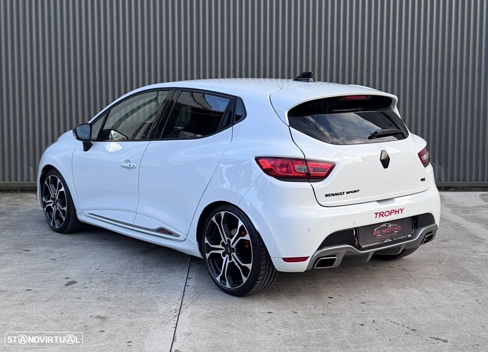 Renault Clio TCe 220 EDC R.S. Trophy - 7
