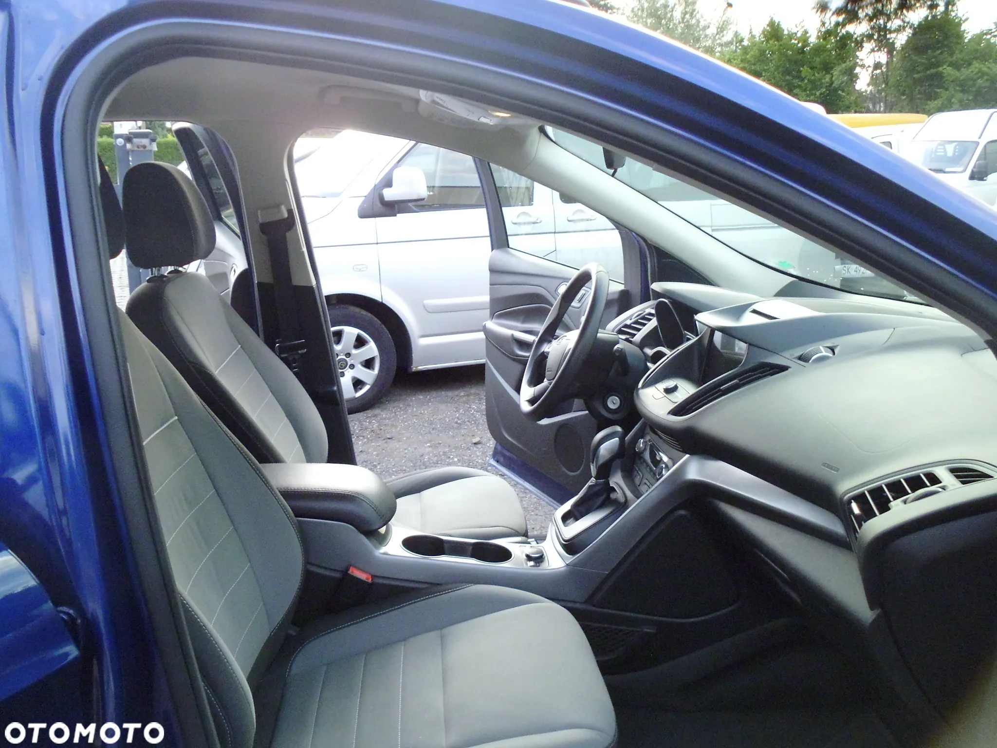 Ford Escape 2.0 EcoBoost AWD Titanium - 9