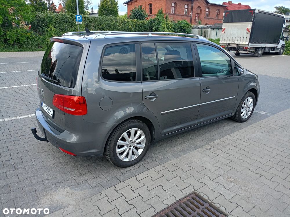 Volkswagen Touran 1.6 TDI DPF Highline DSG - 5