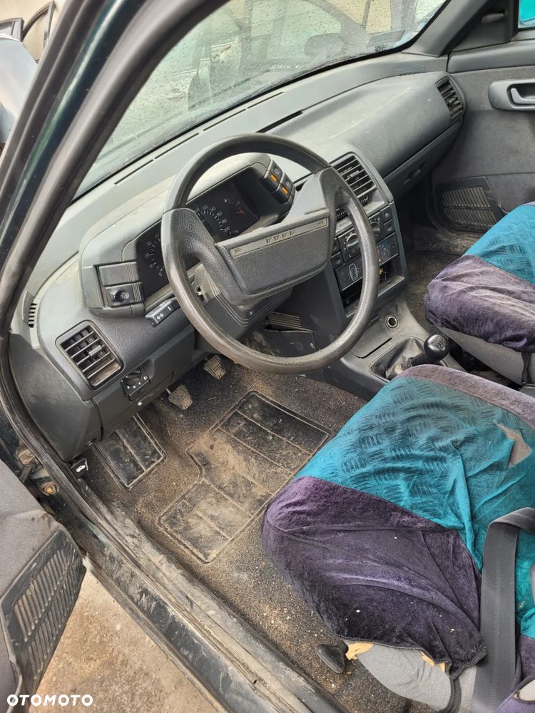 LADA 110 fotel kanapa deska kokpit podsufitka boczek podłokietnik licznik panel szyb stacyjka zestaw startowy kierownica - 1