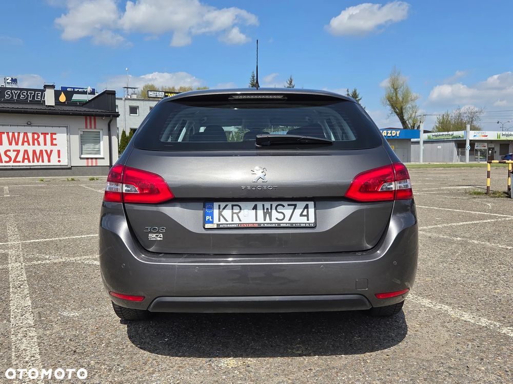Peugeot 308 BlueHDi 130 EAT8 Stop & Start Allure - 5