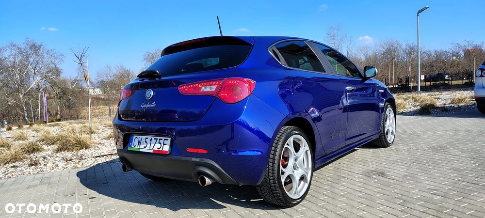 Alfa Romeo Giulietta 2.0 JTDM Distinctive - 7