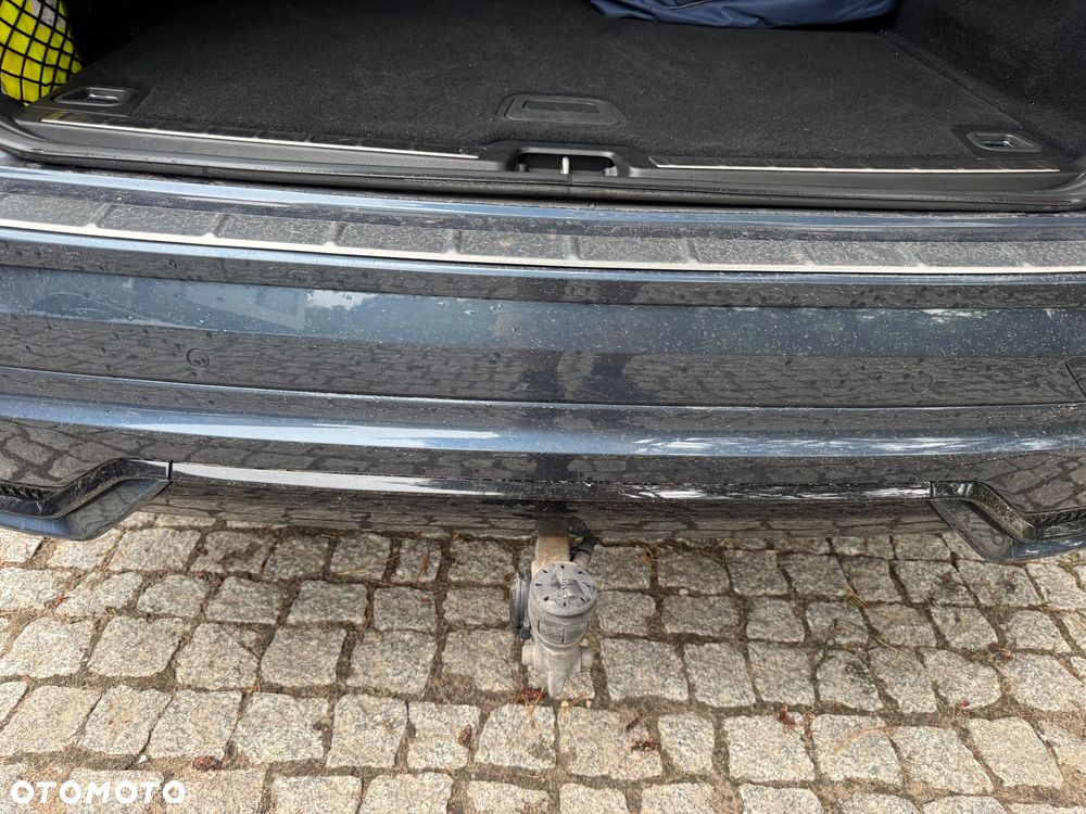 Volvo XC 60 B4 B R-Design - 32