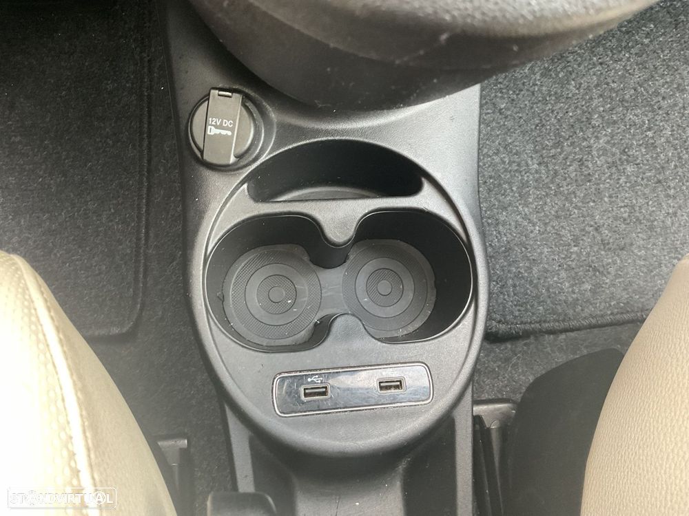 Fiat 500 1.0 Hybrid Lounge - 29