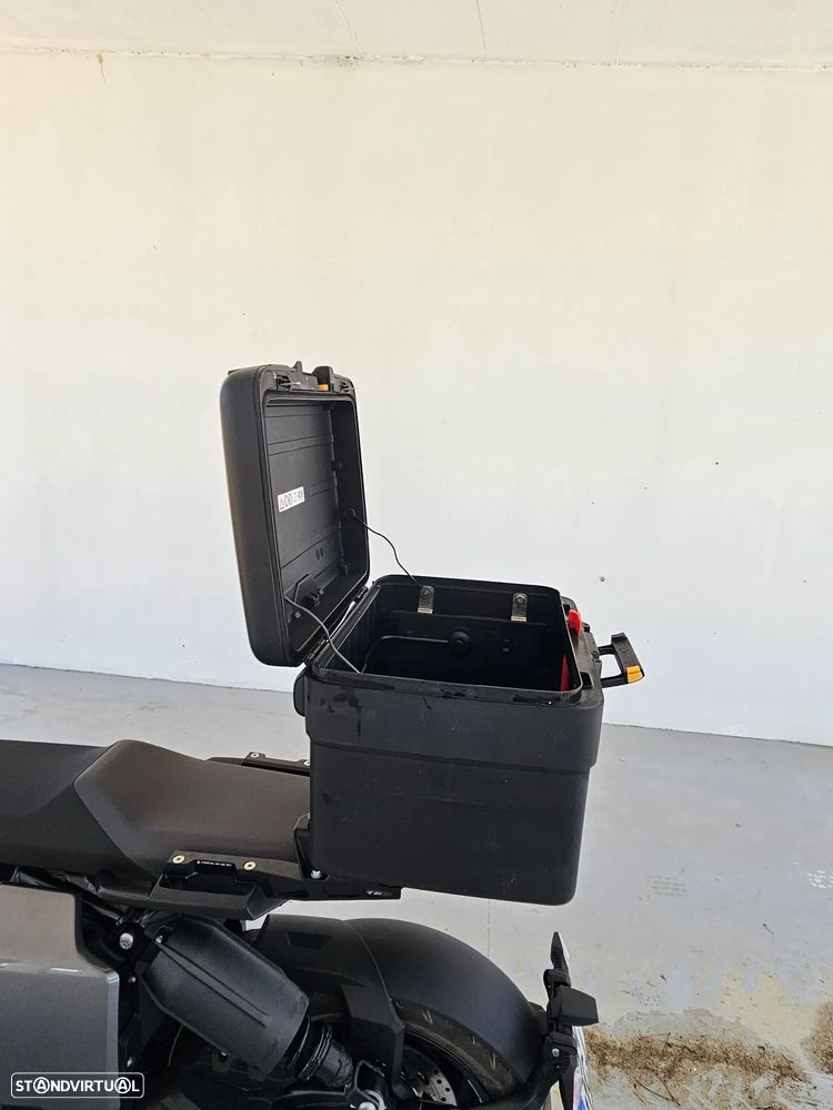 BMW CE 04 HighLine - 8