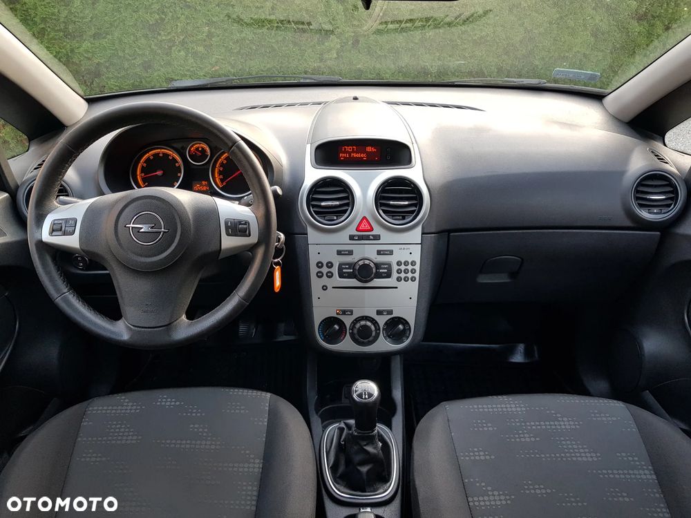 Opel Corsa - 16