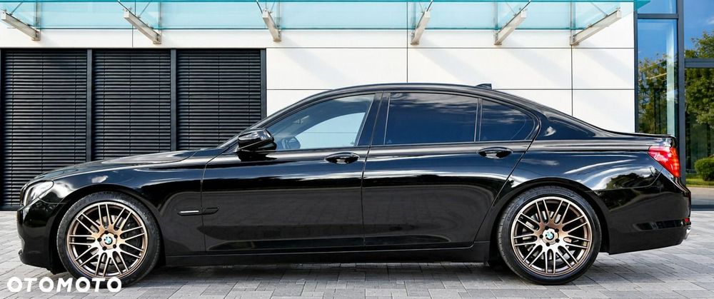 BMW Seria 7 2010