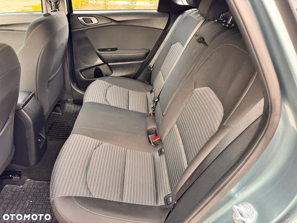 Kia Ceed 1.5 T-GDI M DCT - 6