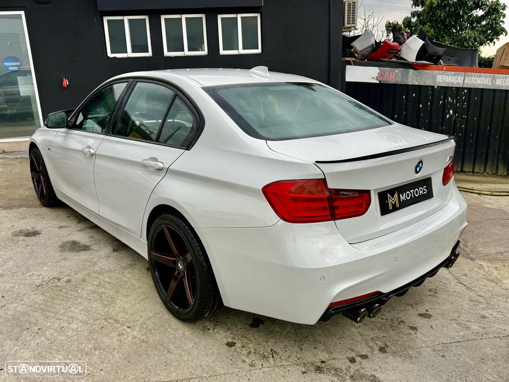 BMW 320 d Auto Pack M - 3