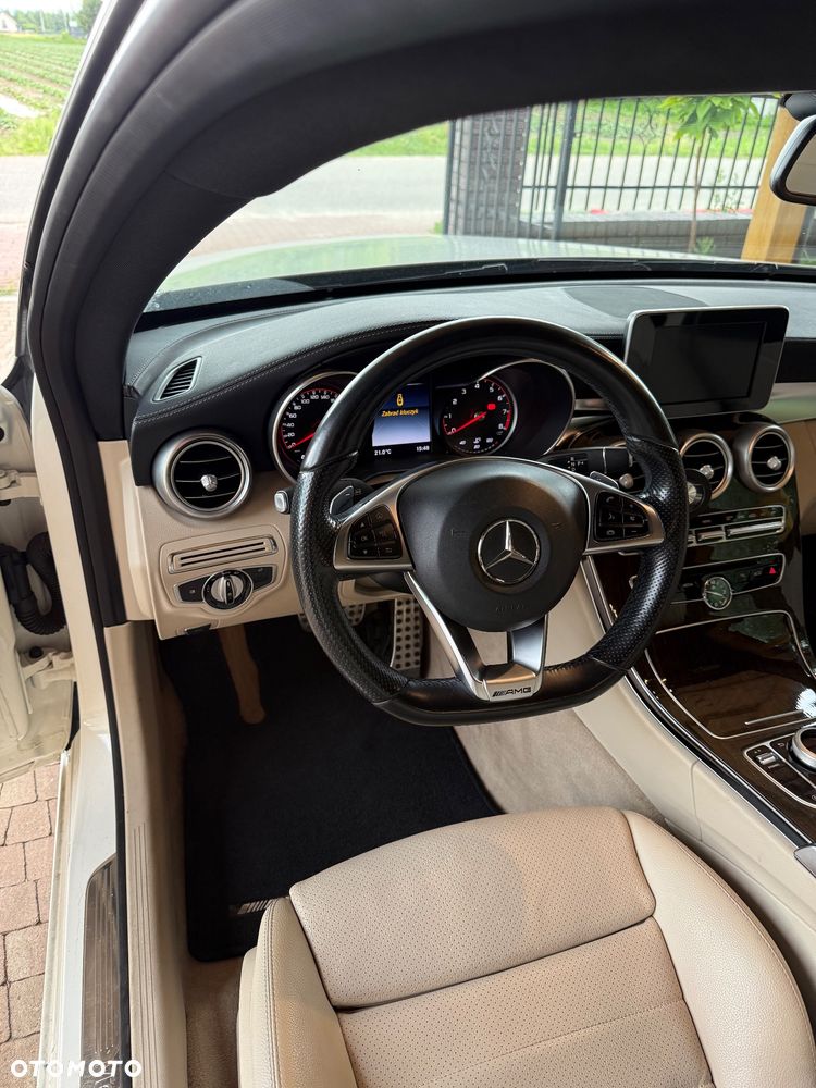 Mercedes-Benz Klasa C 300 7G-TRONIC - 17