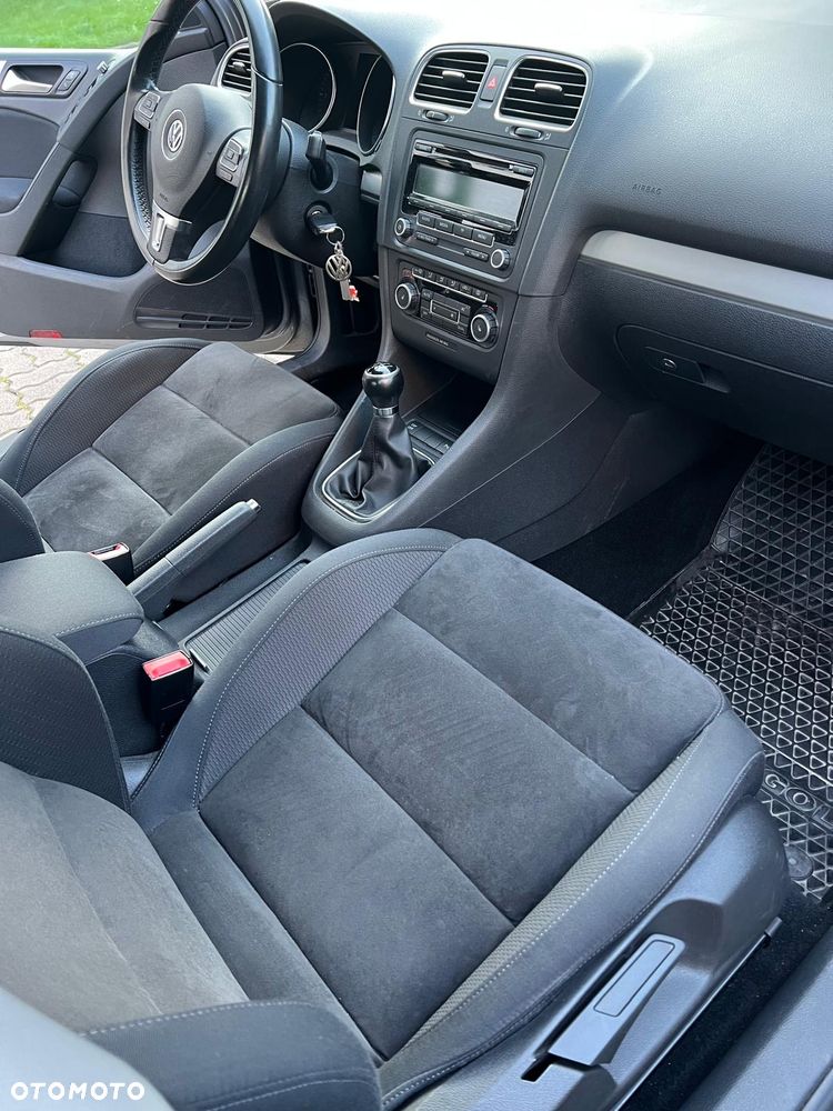 Volkswagen Golf 1.6 TDI Comfortline - 6