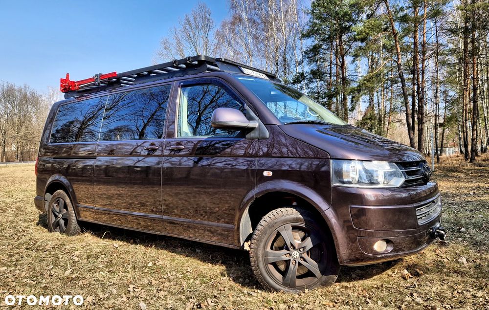 Volkswagen Multivan - 2