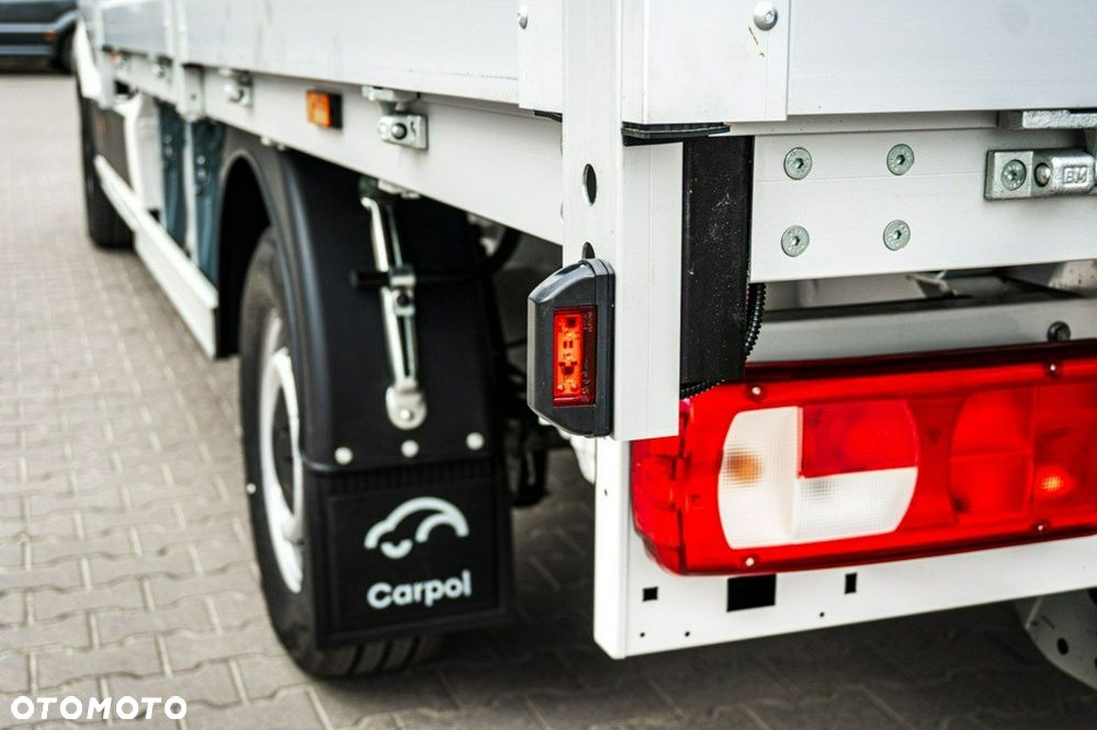 Volkswagen Crafter - 17