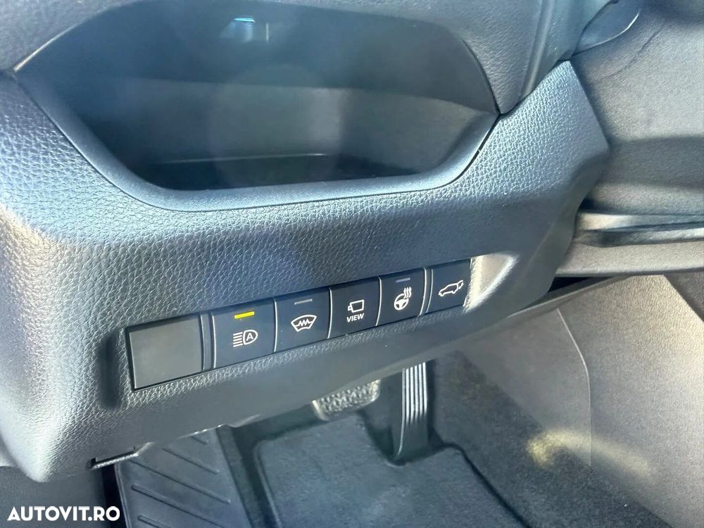 Toyota RAV4 - 12