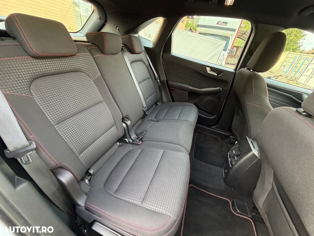 Ford Kuga 2.5 Duratec FHEV ST-LINE - 17