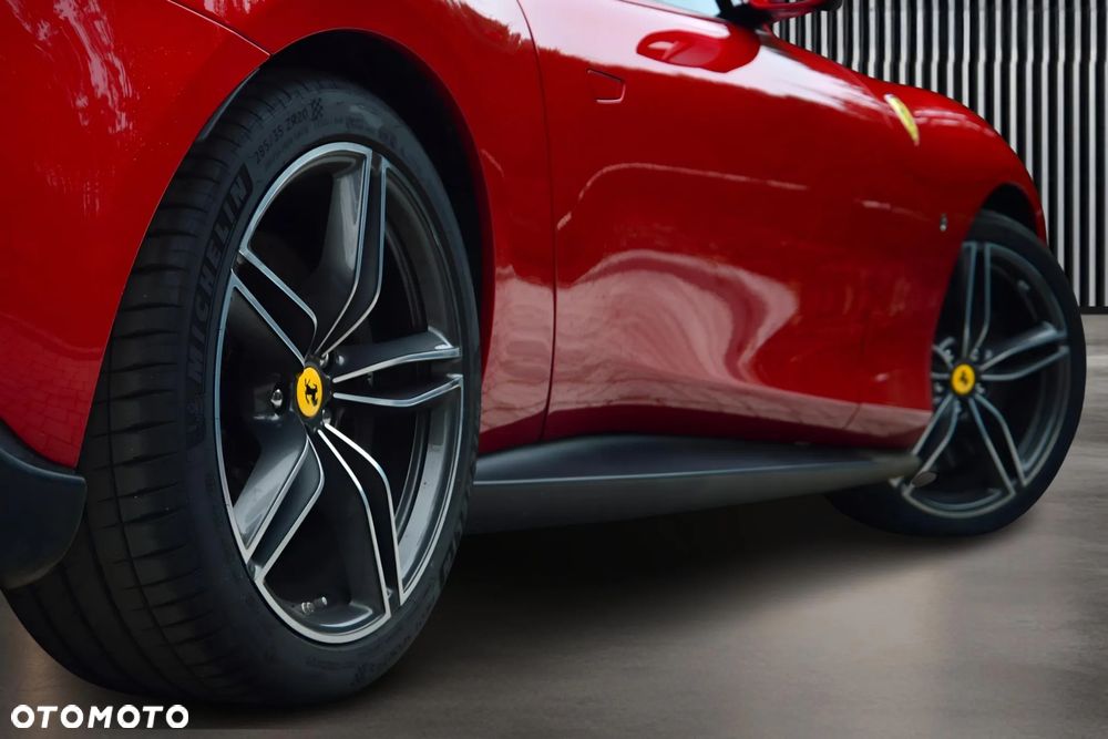 Ferrari Roma - 14