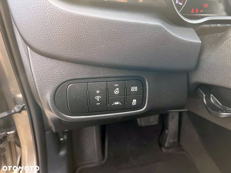 Kia Carens 1.7 CRDi Spirit - 19