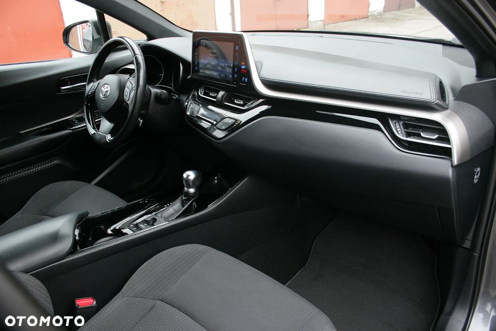 Toyota C-HR 1.8 Hybrid Dynamic - 21
