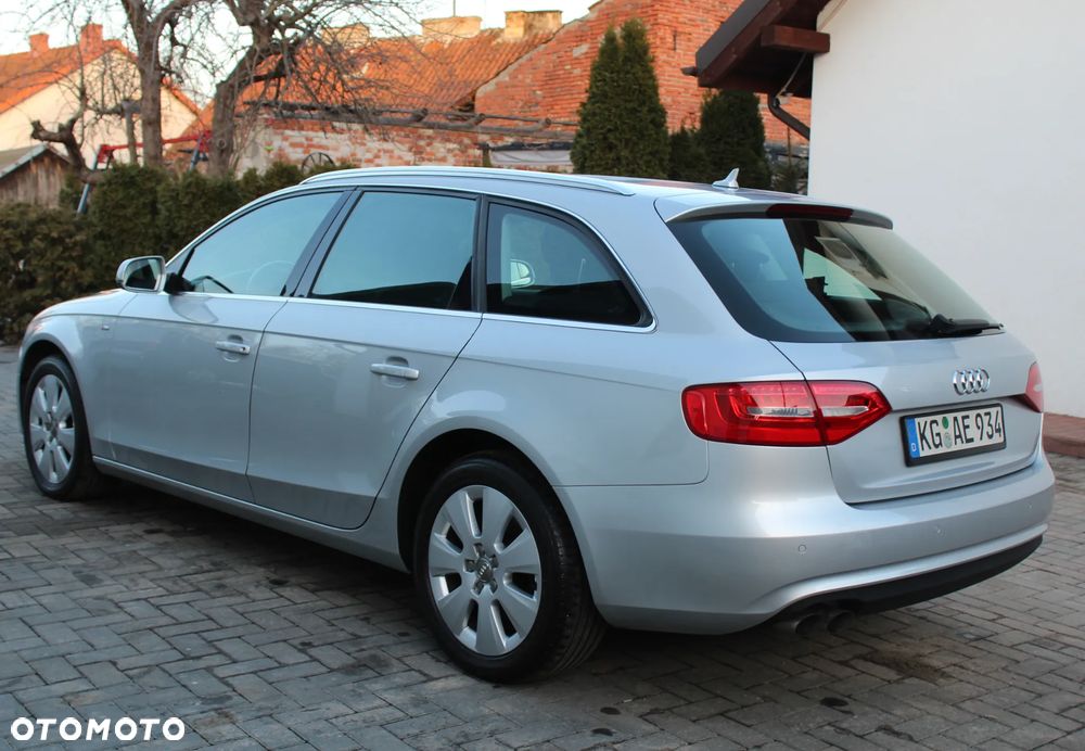 Audi A4 Avant 2.0 TDI DPF Attraction - 13