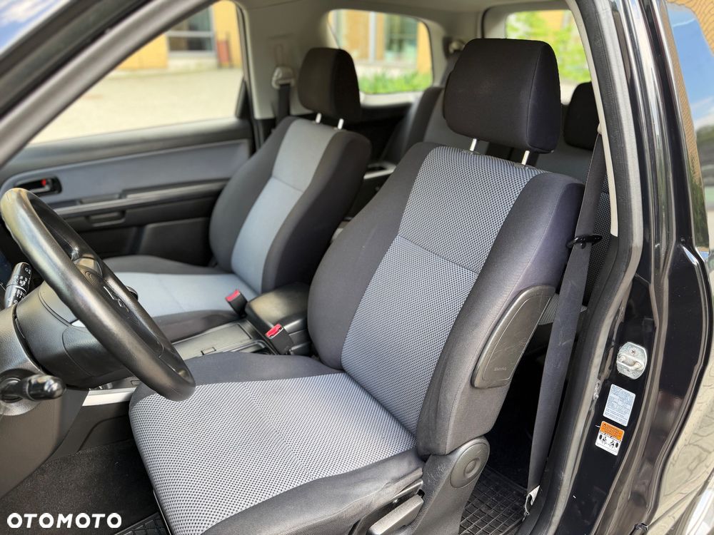 Suzuki Grand Vitara 1.6 - 7