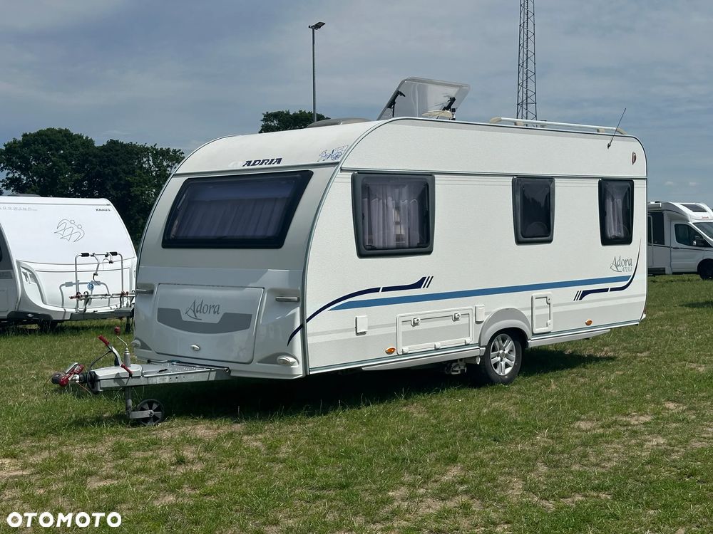 Adria ADORA 472 LU z napędem i markizą ze ścianami.  DMC 1300 - 5